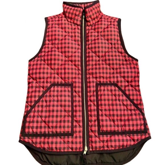 NWOT Wonen's J.Crew Mini Buffalo Black Red Plaid Check Excursion Vest Size XS - Picture 1 of 4
